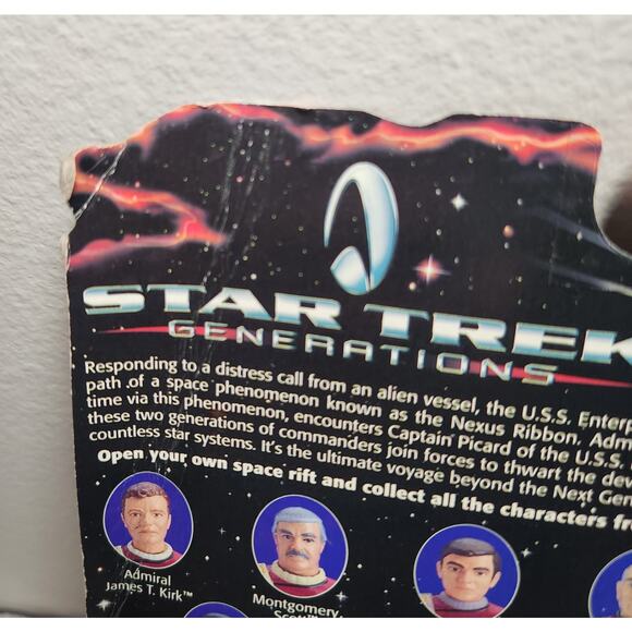 Star Trek Generations Vintage B'etor 5" Action Figure Playmates 1994 Sealed - Picture 3 of 4